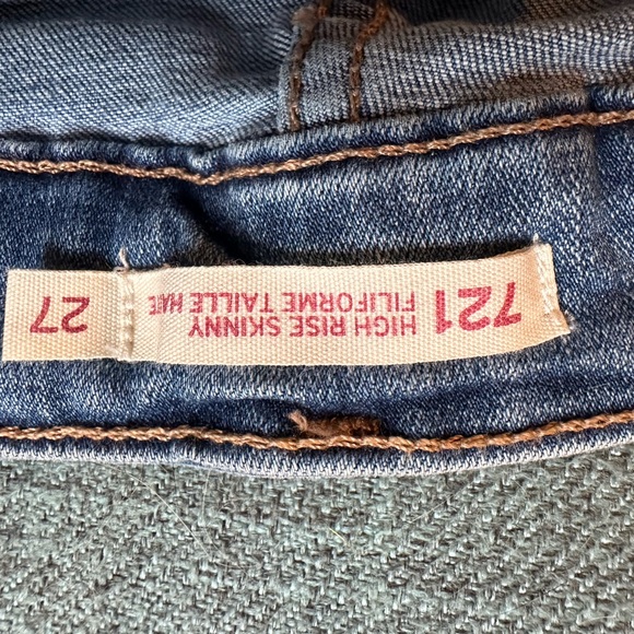 Levi’s Red tab 721 high rise skinny jeans - Picture 7 of 9